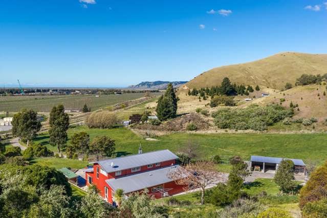Rural charm, practicality and panoramic views