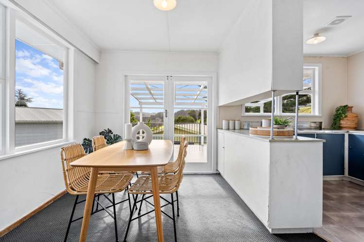 17 Clotworthy Crescent Onerahi_6