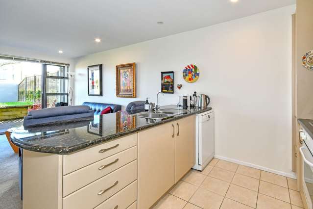 2/8 Landscape Road Papatoetoe_4