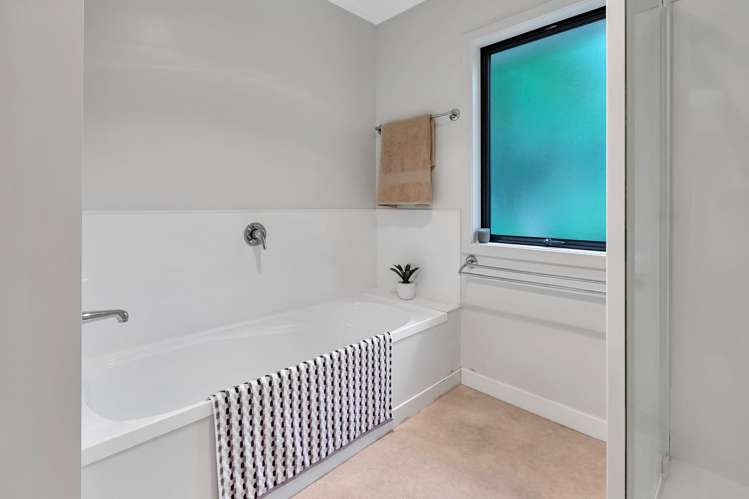 17A Tikorangi Place Morningside_10