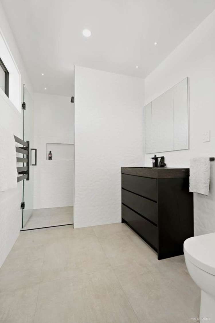 8 Vazey Way Hobsonville_10