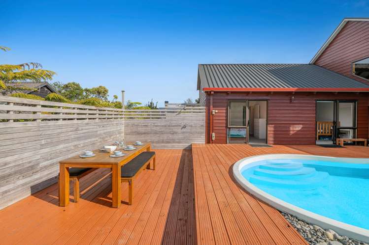1/117 Sunset Road Totara Vale_18