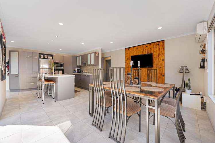 83 Wayne Francis Drive Flat Bush_4