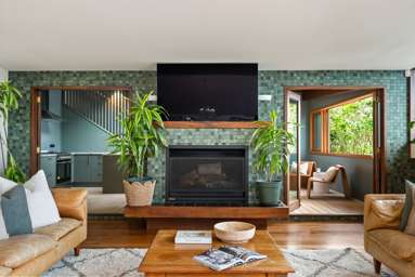 423 Karaka Bay Road_4