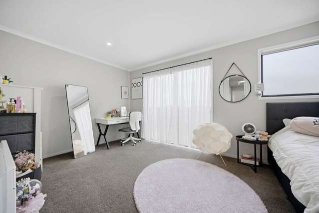 Ignore CV! Extra Large bedrooms with Flexi room