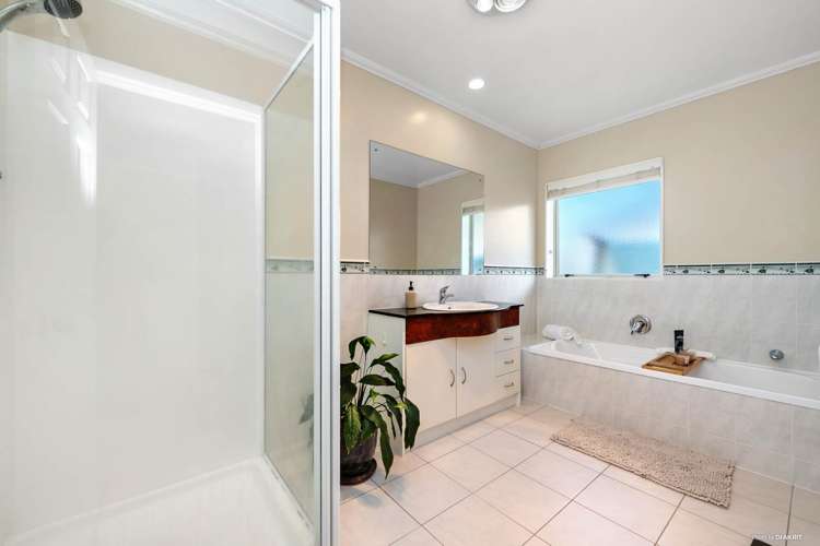 13 Tir Conaill Avenue Flat Bush_10