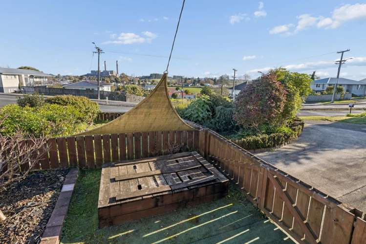 186 Russell Road Huntly_29