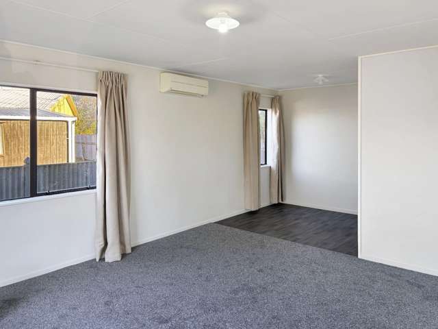 913F Nelson Street North 10490_3