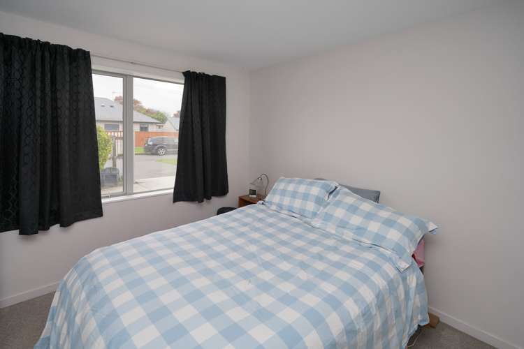 2 Sealy Place Bryndwr_10