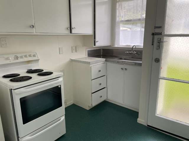 1/136-138 Waddington Drive 1315_1