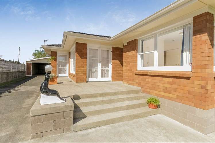 96 Barrack Road Mount Wellington_1
