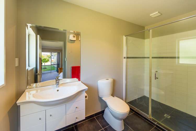 268 Southfield Drive Lincoln_10