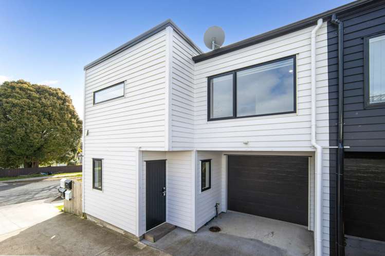 8A Hobart Crescent Manurewa_1