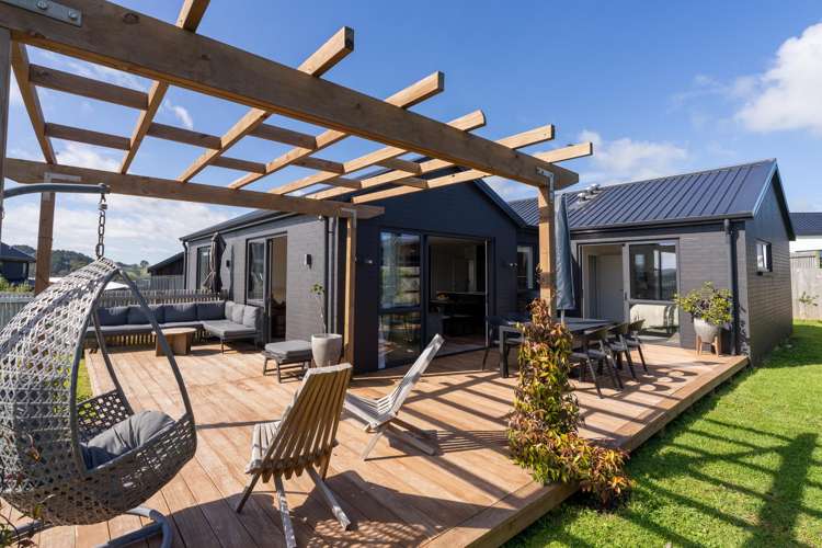 16 Tunarau Street Raglan_15