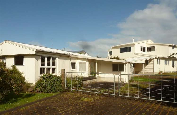 27 Seaview Avenue Te Puru_24