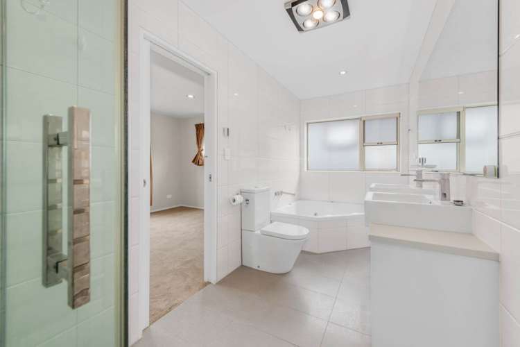 9 Sunshine Lane Flat Bush_15