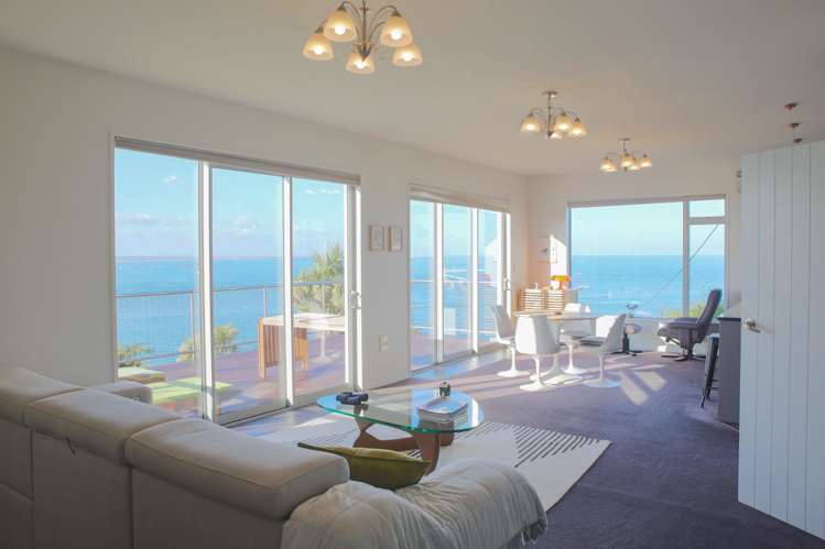 86 Marine Parade Bluff_13