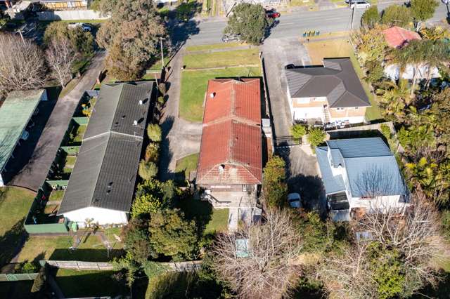 1/18 Mcleod Road Henderson_1