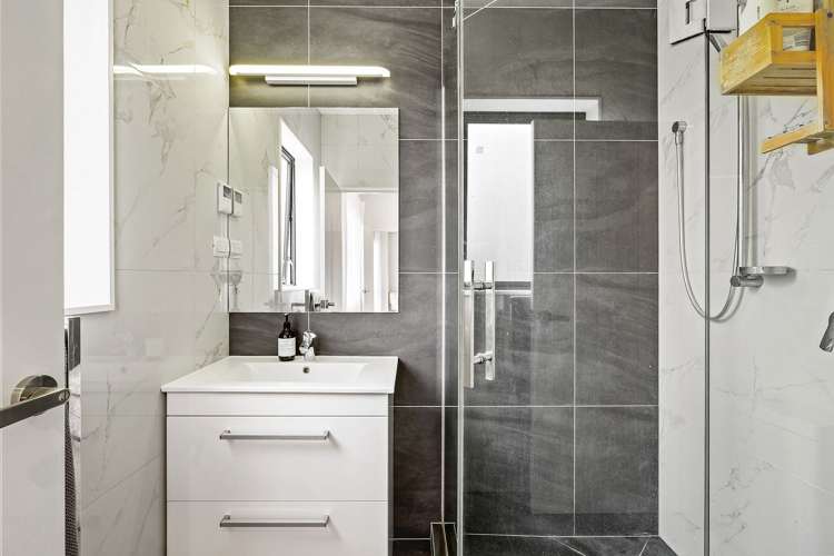 1 Crompton Place Orewa_19