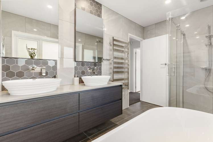 13 Kayeleen Place Cockle Bay_19