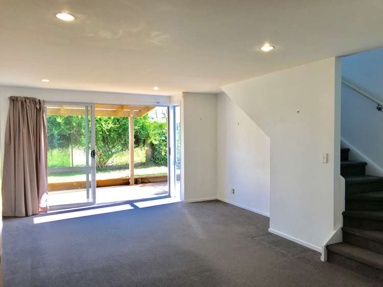 4 Albionvale Road Glen Eden_2