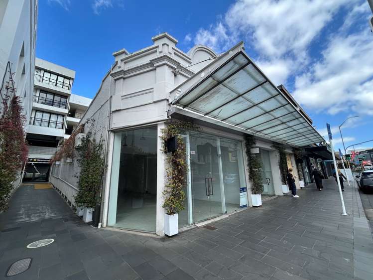 242 Broadway Newmarket_1