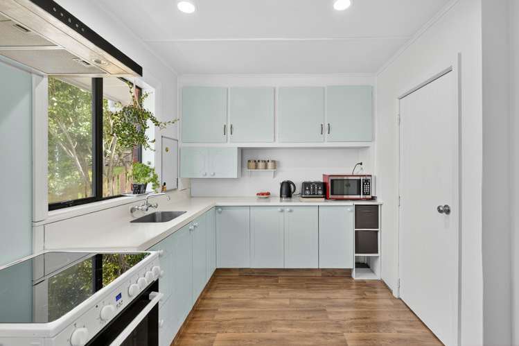 13 Days Road Lyttelton_12