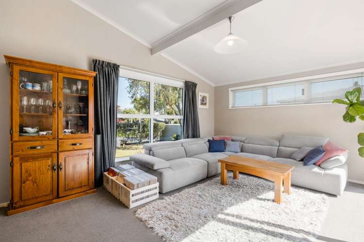 34 Fuchsia Avenue Pukete_2