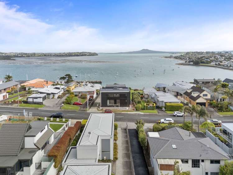 38 Takutai Avenue Bucklands Beach_43