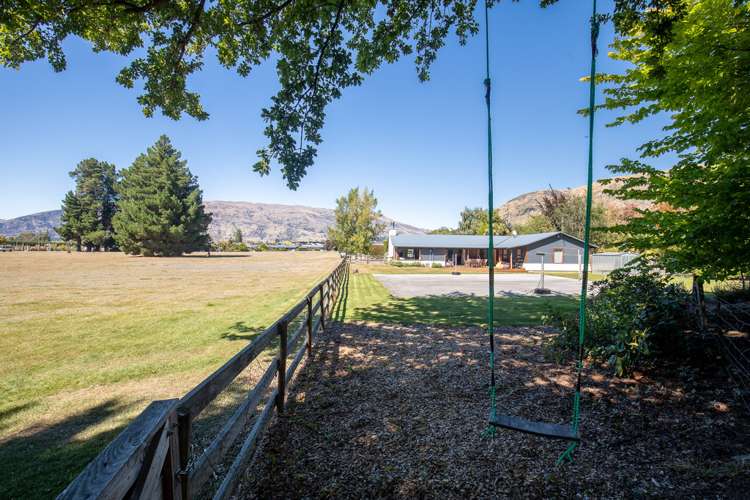 228 Stone Street Wanaka_24