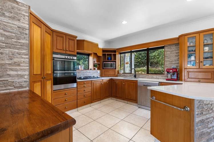 35 Glenn Terrace Otumoetai_9