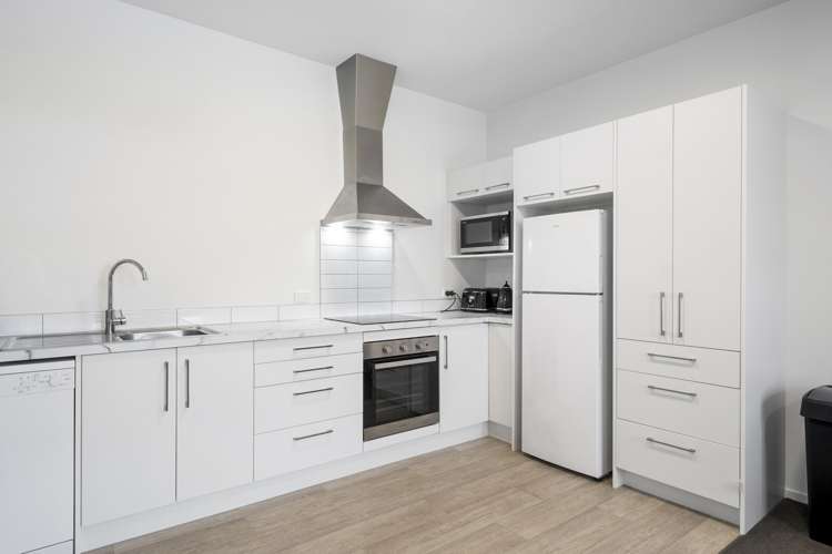 42 Ramsay Street Dalmore_13