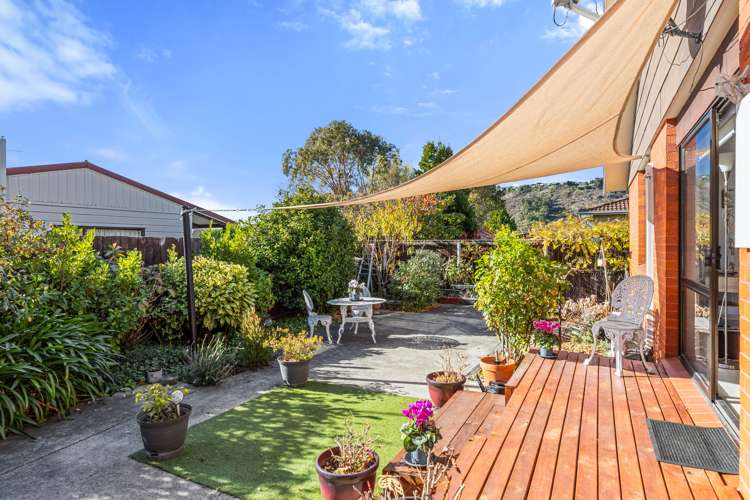 32B Laing Crescent Heathcote Christchurch City Houses for Sale