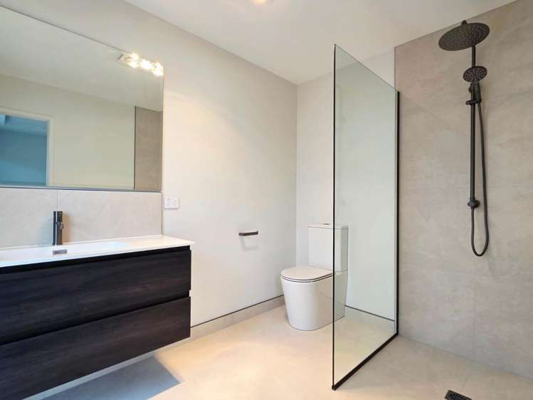  81 Maru Terrace Wharewaka_6