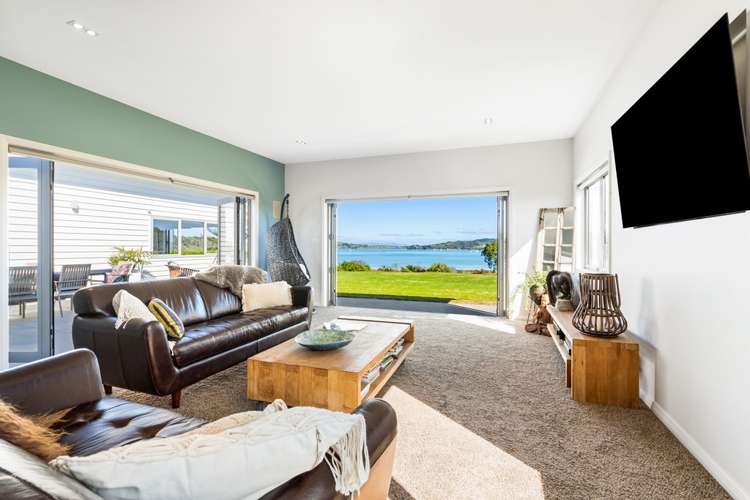 26 Muritai Road Parua Bay_7