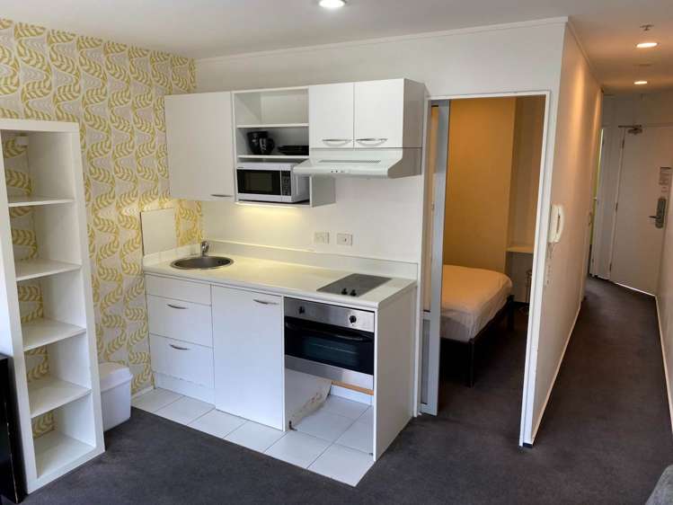 9j/147 Hobson Street Auckland Central_2