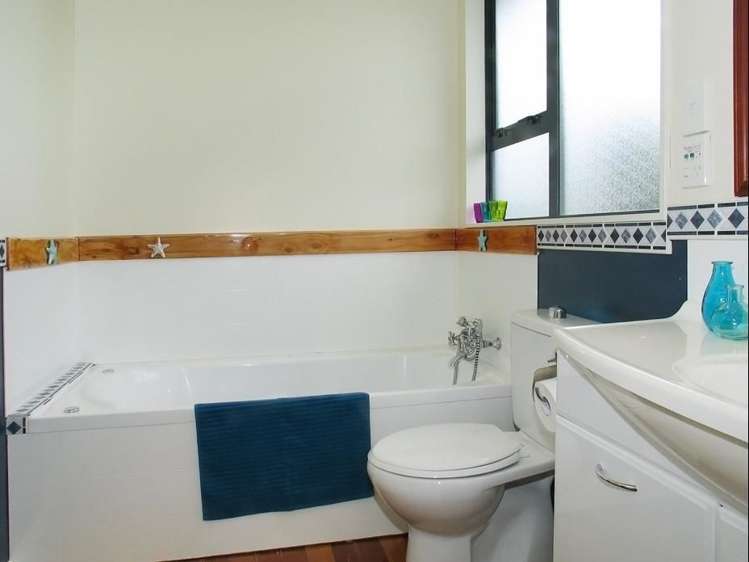 4 Tireti Road Titahi Bay_21