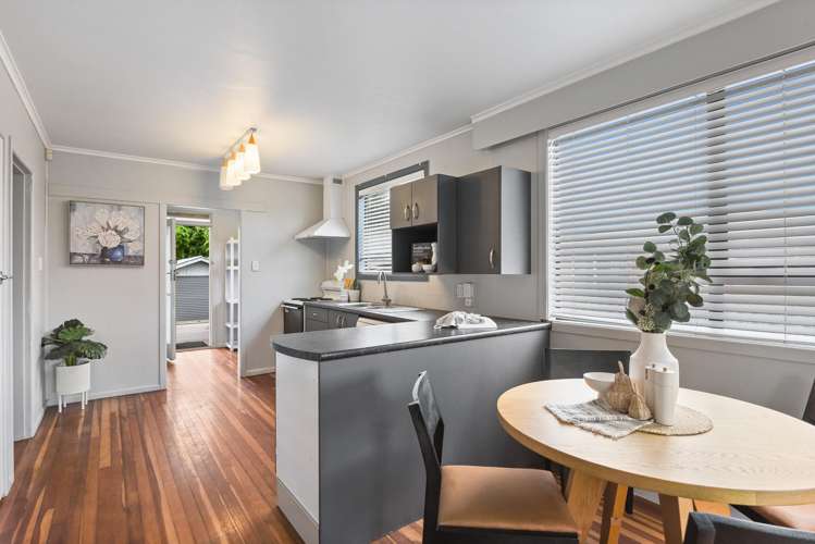 79 Sunset Road Mangakakahi_3