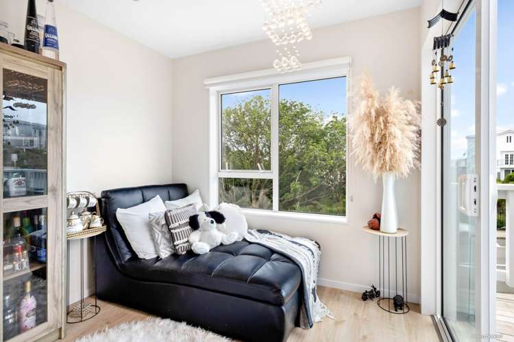 77 Joseph Street Flat Bush_5