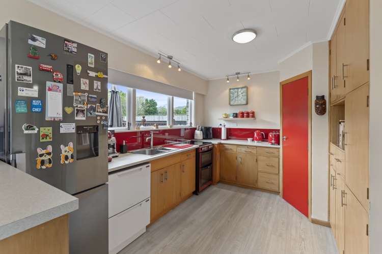 15 Waitohu Valley Road Otaki_7