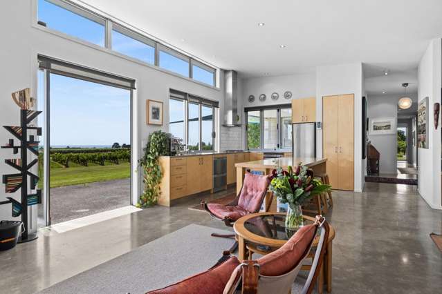 11 Tirohanga Road Haumoana_1