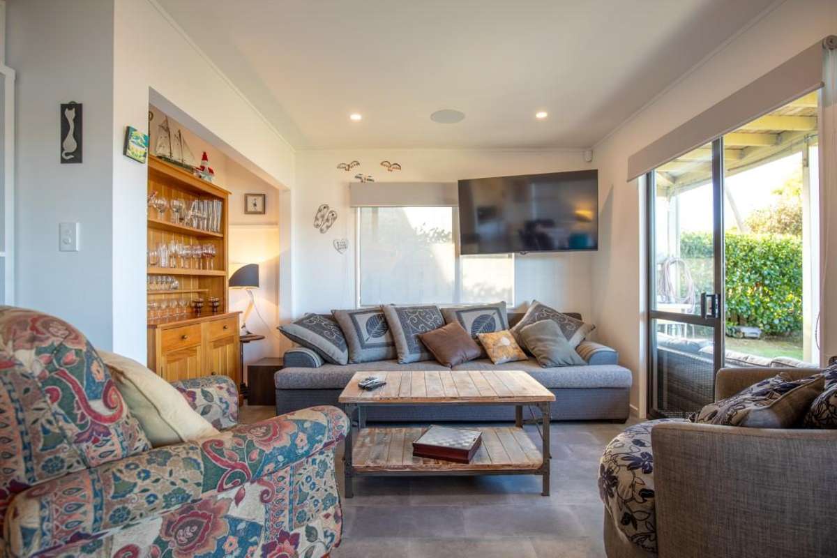 48 Wainui Road_3