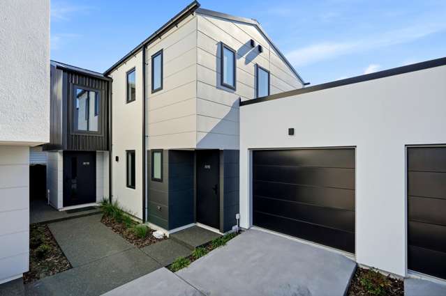 Sun, Space & an Internal Garage