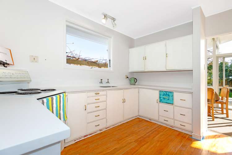 19 Lloyd George Road Wainui_13