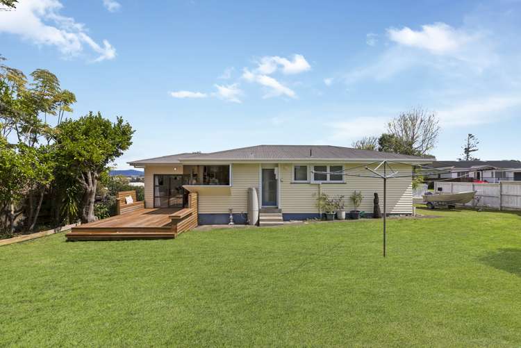 14 Bridgens Avenue Te Atatu Peninsula_15
