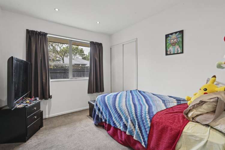 7 School Lane Kirwee_11