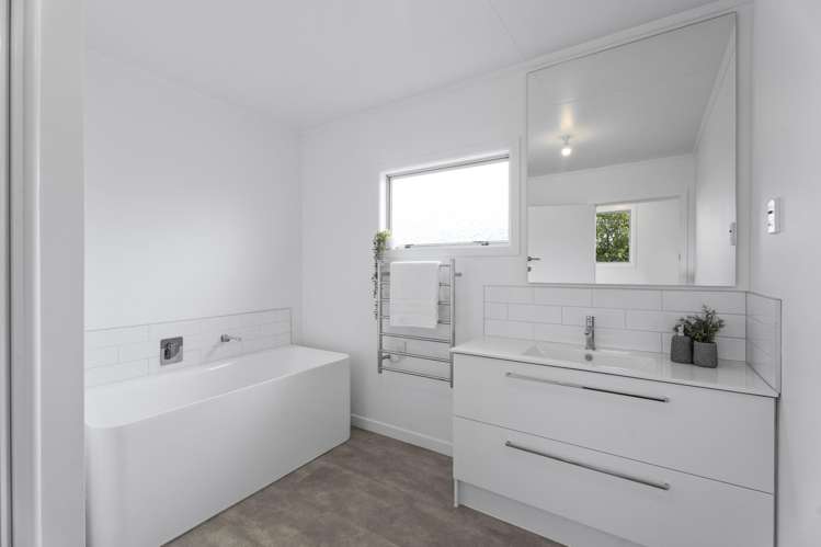 7 York Crescent Westown_11