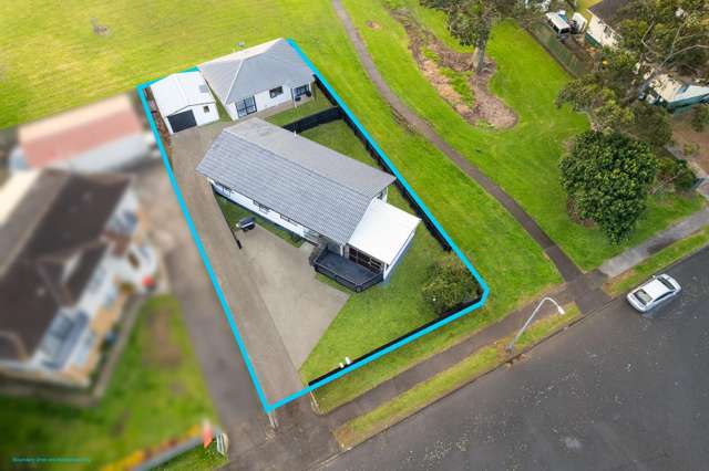 Home & Income - 2 Dwellings, 1 Title!