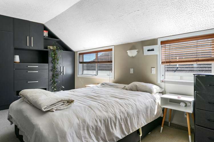 2/116 Lake Terrace Taupo_10