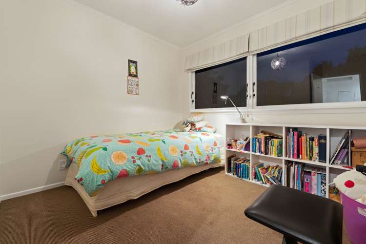 144 Victory Road Laingholm_16